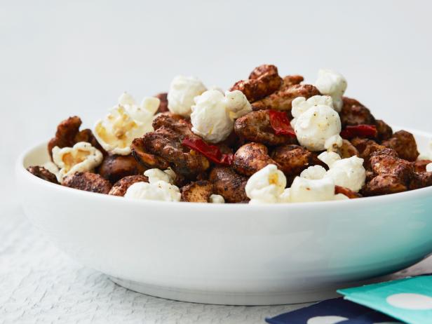 Spicy Chipotle Mixed Nuts with Bacon and Popcorn
