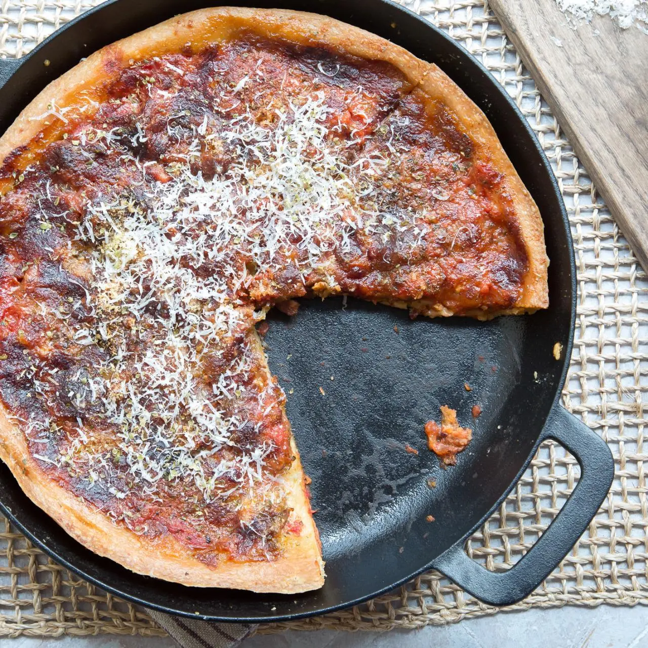 Skillet Deep Dish Pizza, image size:1280x1280