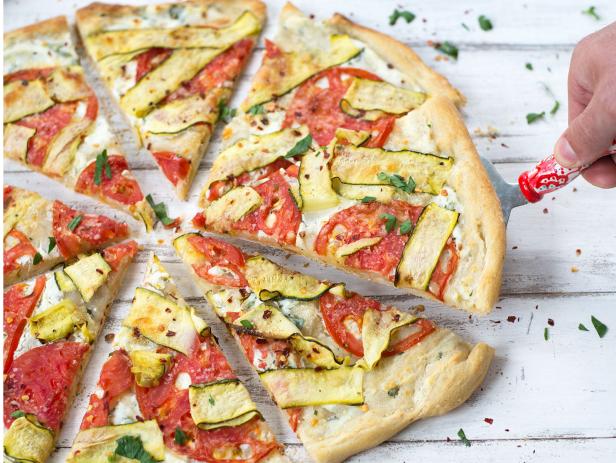 Zucchini, Ricotta and Lemon Pizza_image