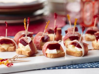 Allison Robicell’s Brie, Cranberry and Prosciutto Bites for THE ULTIMATE FRIENDSGIVING/12 DAYS OF COOKIES/LAST-MINUTE SIDES, as seen on Food Network