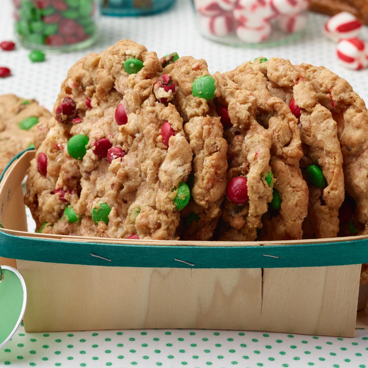 Christmas Monster Cookies & Holiday Baking Recipes - Mommy Hates Cooking