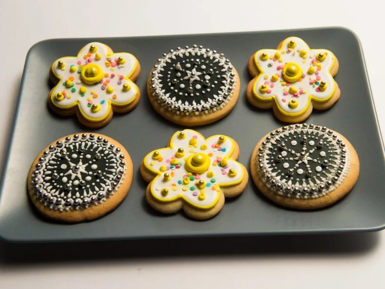 Host Duff Goldman's sugar cookie demo dish, as seen on Food Network’s Worst Bakers In America, Season 1.