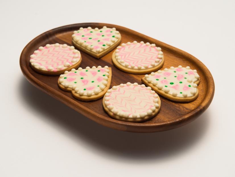 Host Lorraine Pascale's sugar cookie demo dish, as seen on Food Network’s Worst Bakers In America, Season 1.