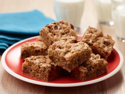 Food Network Kitchen's Boy Scout Bars for THE ULTIMATE FRIENDSGIVING/12 DAYS OF COOKIES/LAST-MINUTE SIDES, as seen on Food Network