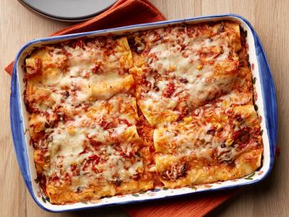 Food Network Kitchen's Shortcut Chicken Enchiladas for THE ULTIMATE FRIENDSGIVING/12 DAYS OF COOKIES/LAST-MINUTE SIDES, as seen on Food Network