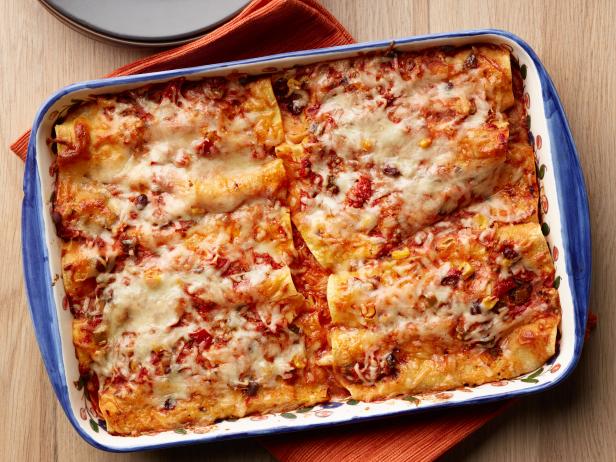 Food Network Kitchen's Shortcut Chicken Enchiladas for THE ULTIMATE FRIENDSGIVING/12 DAYS OF COOKIES/LAST-MINUTE SIDES, as seen on Food Network