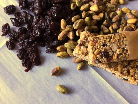Chopped Junior-Inspired Lunchboxes: Quick Granola Bars