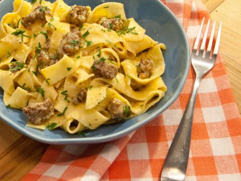 Sunny's 5-Ingredient Spicy Sausage Carbonara
