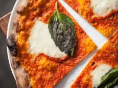 Osteria is consistently rated one of the best restaurants in Philadelphia, and Marc Summers knows why. On The Best Thing I Ever Ate, Summers claims the margherita pizza is unlike any pizza he's ever tasted. The Parma pizza has been treasured by local for years, and Osteria's fan base keeps growing.