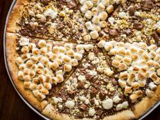 Called the modern-day Willy Wonka, Max Brenner makes crazy chocolate creations, such as chocolate martinis and chocolate mac & cheese. But Aar&oacute;n S&aacute;nchez couldn't resist his Chocolate Pizza made with bananas, marshmallows and layers of chocolate, calling it a "match made in heaven."