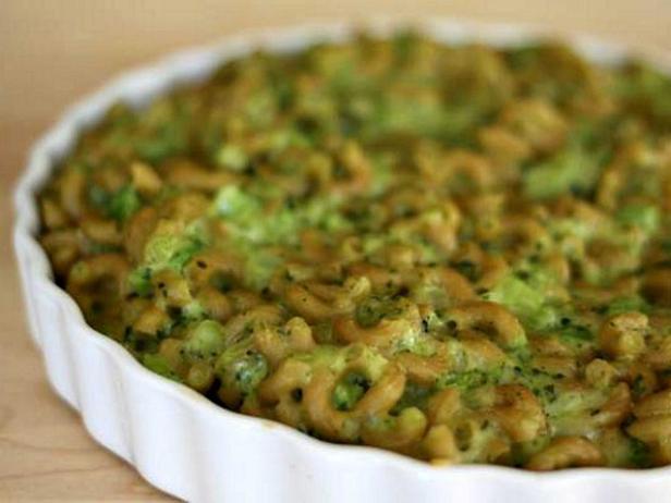 Very Green Broccoli and Spinach Mac & Cheese