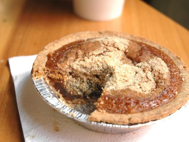 Where to Find Shoofly Pie (+ Other Iconic Eats) in Pennsylvania