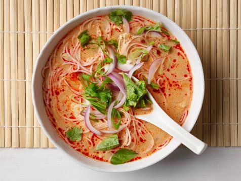Red Thai Curry Chicken Soup