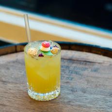 2016 december 17, coktail "queen plum" (pear alcohol, green chartreuse, shrub of grapefruit and sage, mash reine claude, lemon) at copperbay, paris, fr.