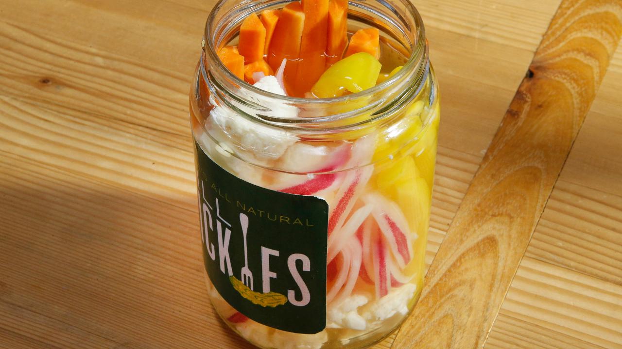 20 Clever Uses for That Leftover Pickle Juice in the Jar