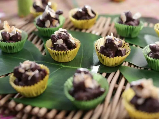 Chocolate Macadamia Nut Candy Recipe | Valerie Bertinelli | Food Network