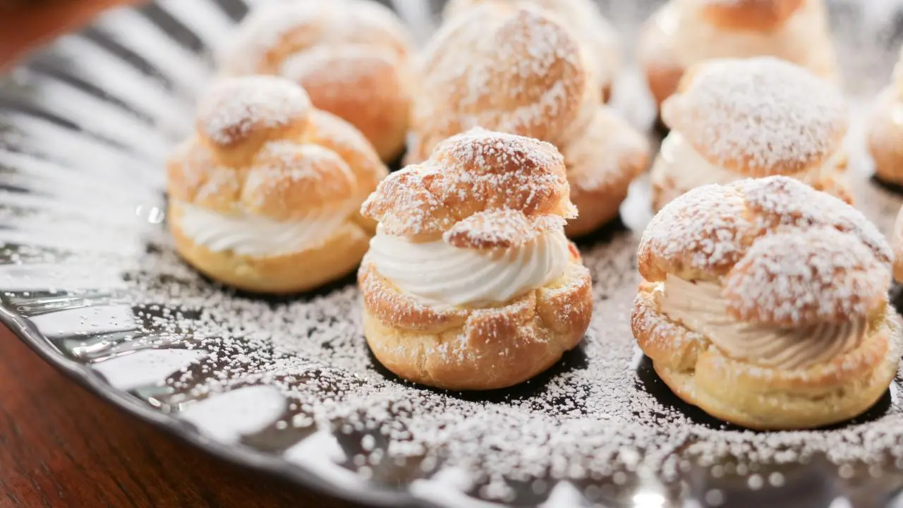Vanilla and Coffee Cream Puffs