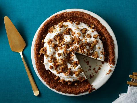 Pumpkin Pie with Bourbon-Maple Whipped Cream and Cinnamon Crunch