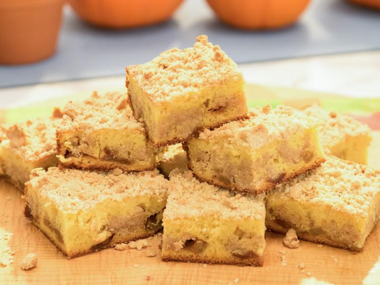 Mauro Apple Crumb Cake Recipe Jeff Mauro Food Network