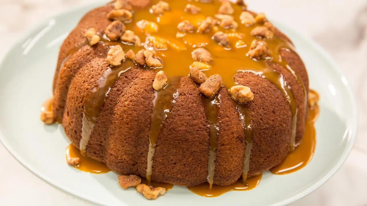 Molten Bananas Foster Cake