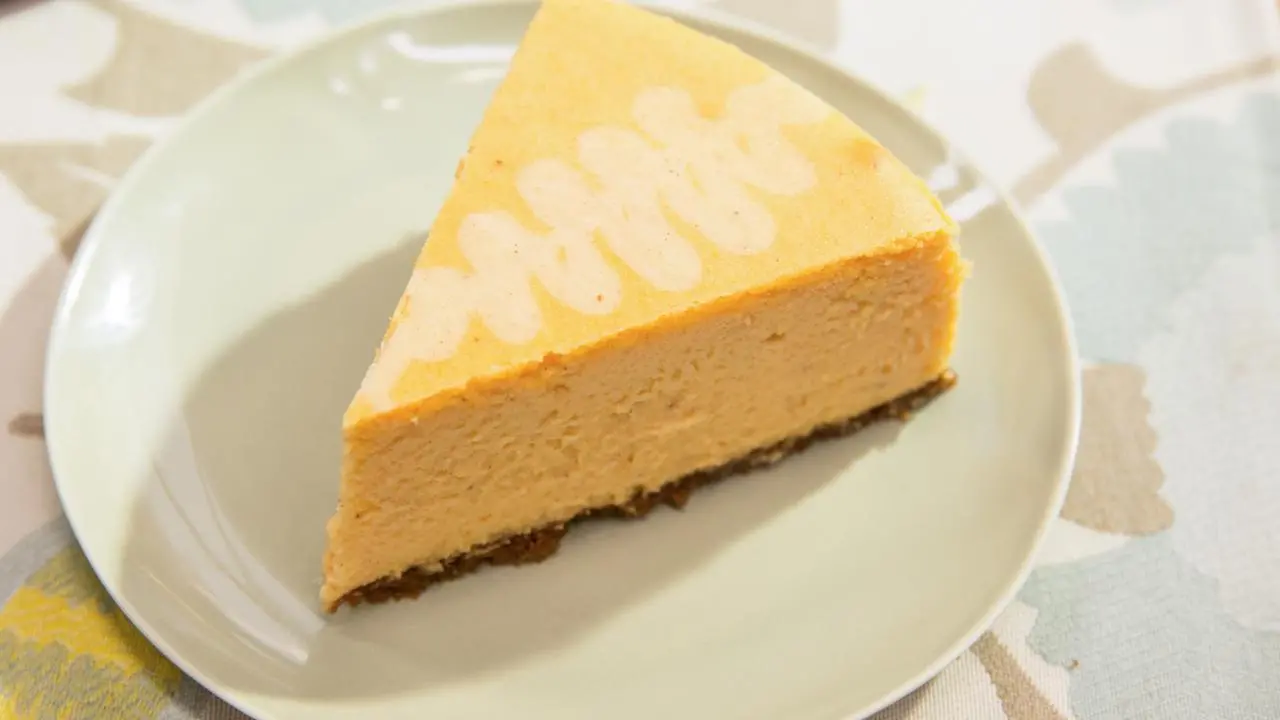 Sweet Potato Cheesecake with Spiced Cookie Crust