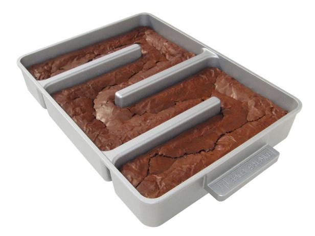 All-Edge Brownie Pan Is Here to Satisfy Crispy, Crunchy Cravings, FN Dish  - Behind-the-Scenes, Food Trends, and Best Recipes : Food Network