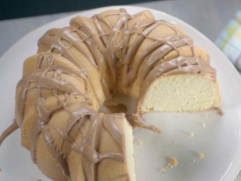 Cinnamon Sugar Pound Cake