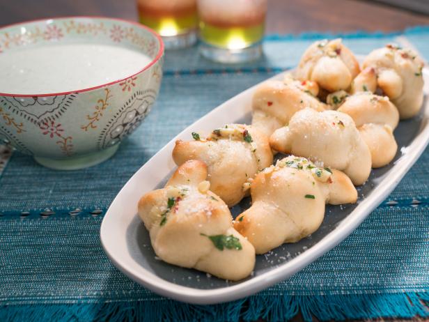 Garlic Knots Recipe Trisha Yearwood Food Network