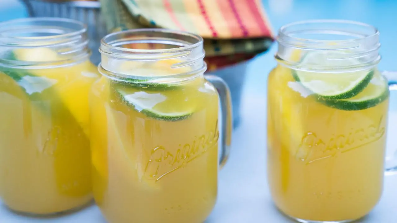 Mango-Ginger Spritzer