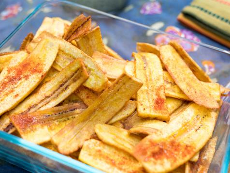 Spiced Plantain Chips with Mint Garlic Sauce