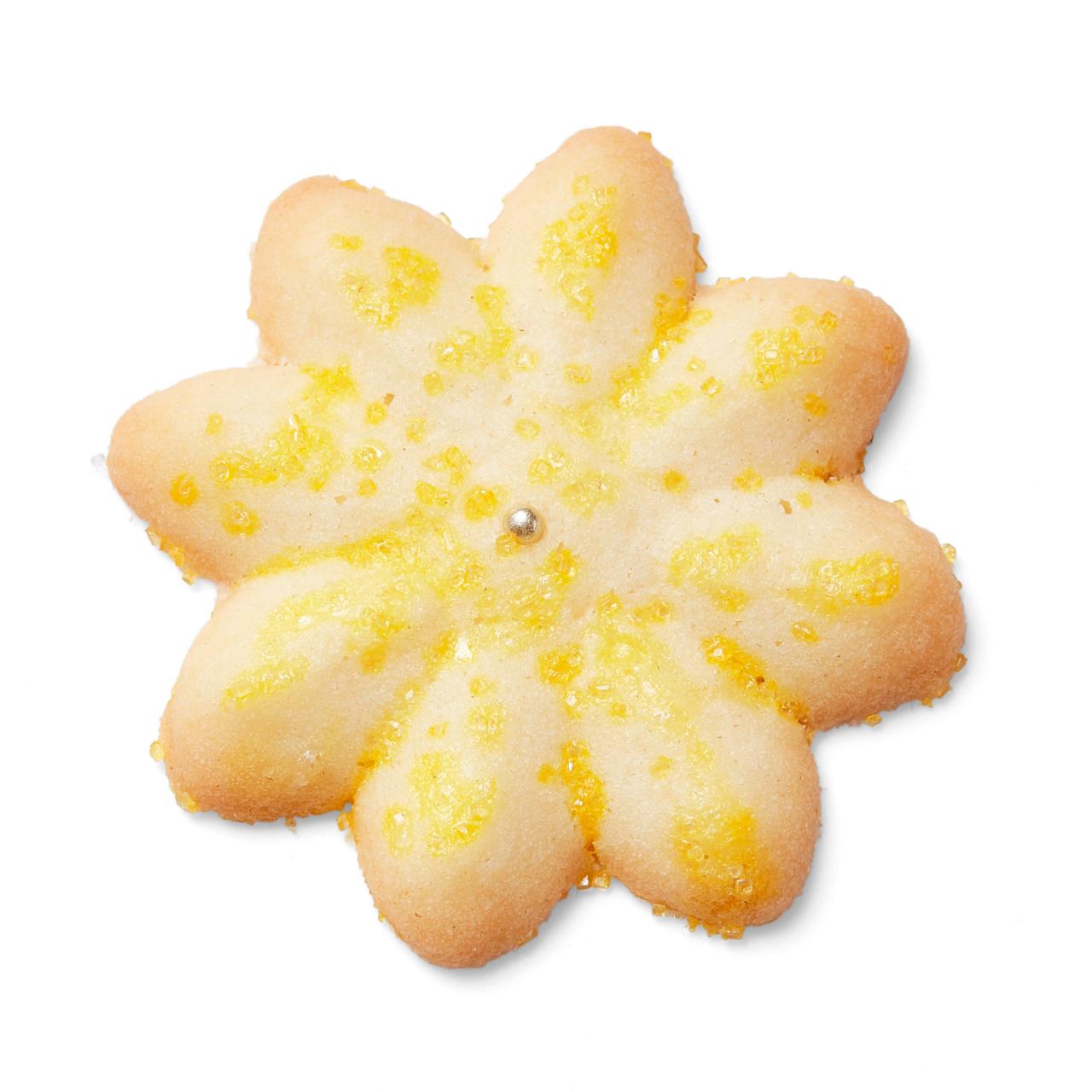 https://food.fnr.sndimg.com/content/dam/images/food/fullset/2017/11/16/0/FNM_120117-Lemon-Spritz-Cookies_s4x3.jpg.rend.hgtvcom.1280.1280.suffix/1510842861487.jpeg