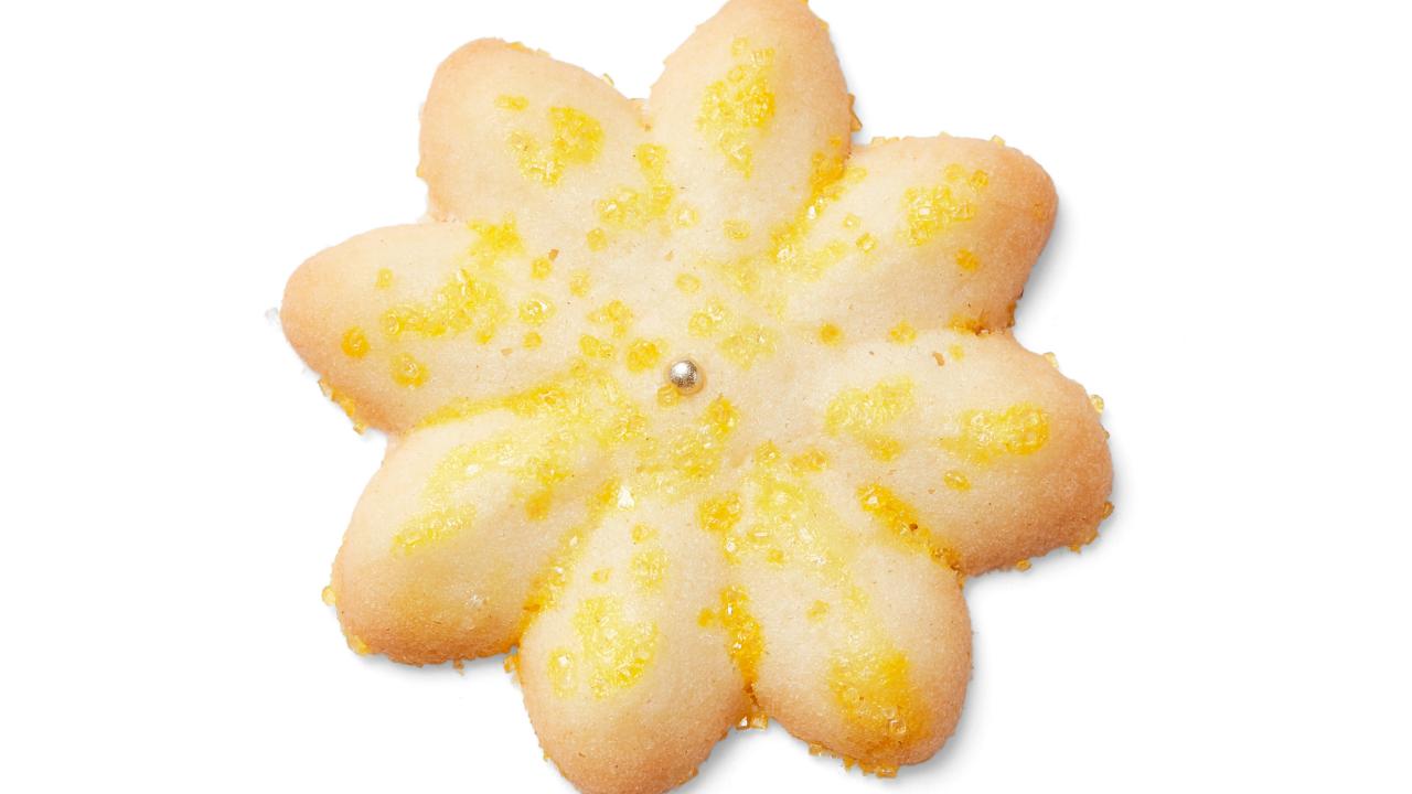 lemon sunflower spritz cookies - Bake Love Give