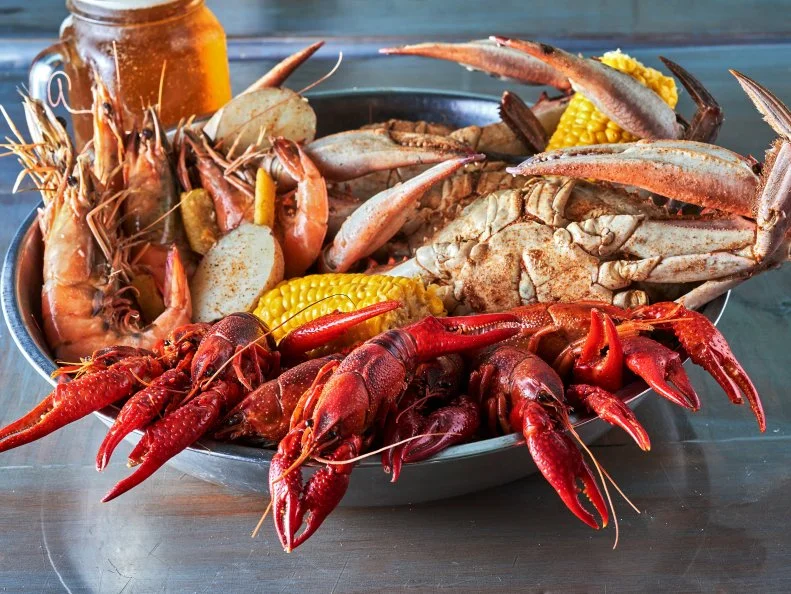 Crawfish boils are the pastime of southern Louisiana between March and June. Anytime the region’s famed mudbugs are plump, locals throw together a party revolving around tables loaded with the fresh-cooked crustaceans plus corn, sausage, potatoes and a load of high-intensity Creole seasoning. Bevi sources fine crawfish, along with crabs, shrimp and most any other local shellfish, then cooks them well and serves them on big trays. Getting your hands covered with shellfish debris as you crack and scrape your way to a meal is a surefire way to try on life as a New Orleanian. 