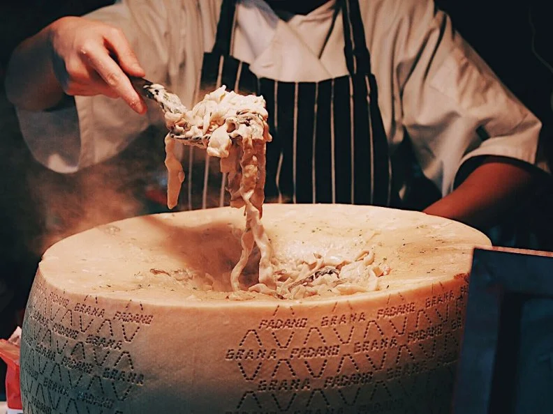 Why serve pasta from a pan, when you can shove it piping hot into a giant warm cheese and slather it around a bit with some delicious added components? So reasoned the collective geniuses (cheesiuses?) behind the Wheel UK, an offshoot of the Mac Factory, who spotted a gap in Kerb’s market for fresh pasta — which is clearly best prepared in a giant rotating wheel of Grana Padano. The current carb fix on offer is handmade fettuccine Alfredo, which is artfully embellished with a Parmesan-and-white-wine sauce, then dropped into the belly of the 40-kilogram beast and whirled around with dizzy abandon to guarantee maximum flavor. Add shaved black truffle, smoked pork-and-leek sausage or fried wild mushroom to the mix.