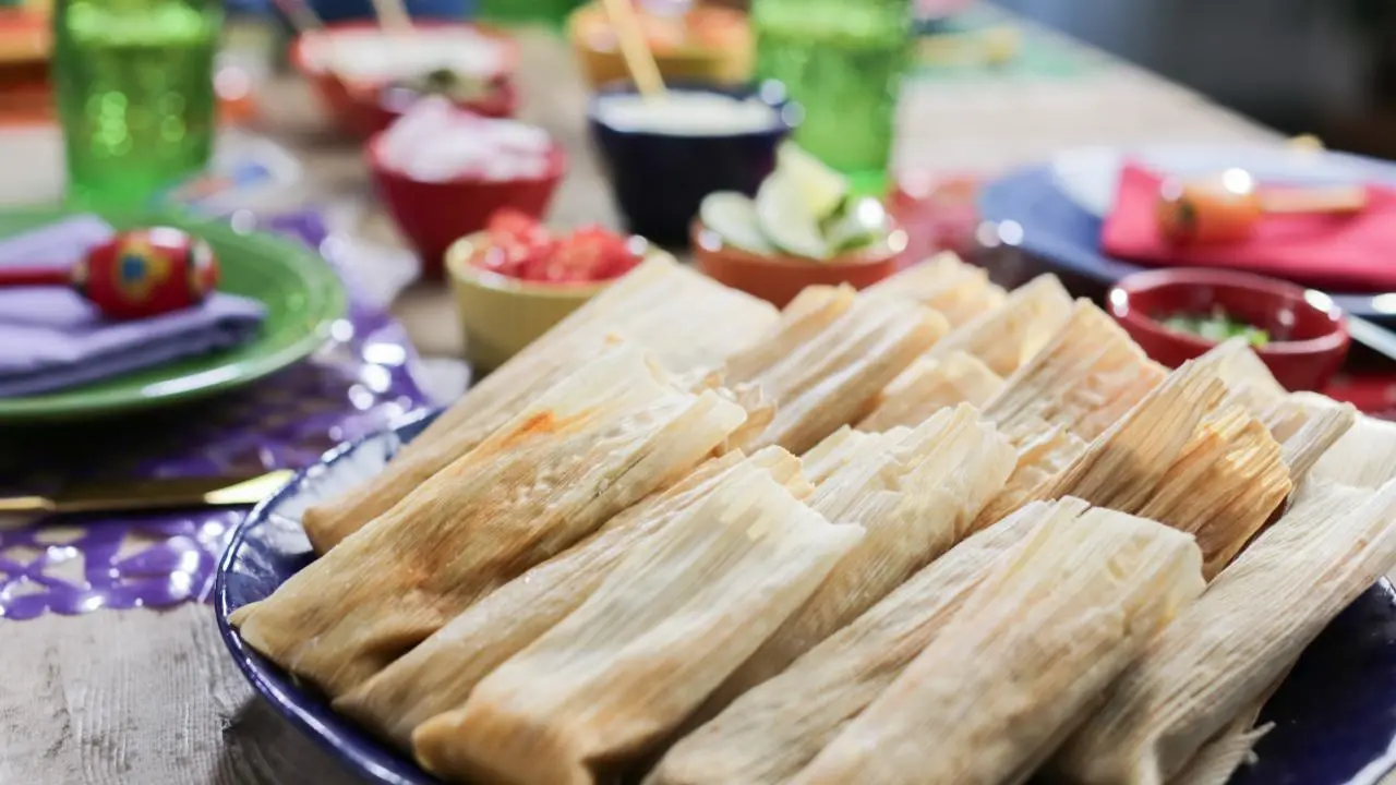 Red Chili Chicken Tamales