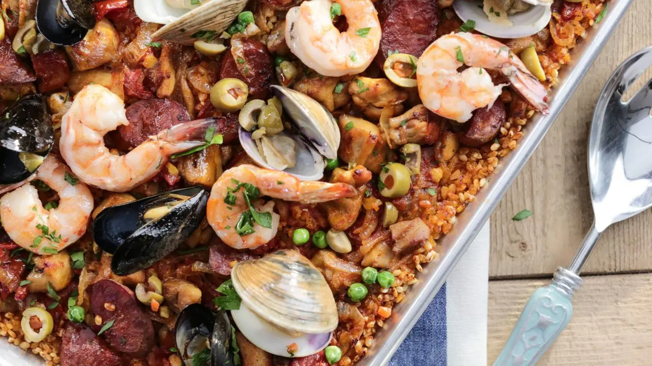 Super Easy Oven Paella