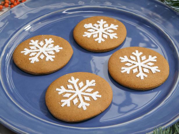 Katie Lee's Snowflake Gingerbread Cookies are displayed as seen on The Kitchen, Season 15.
