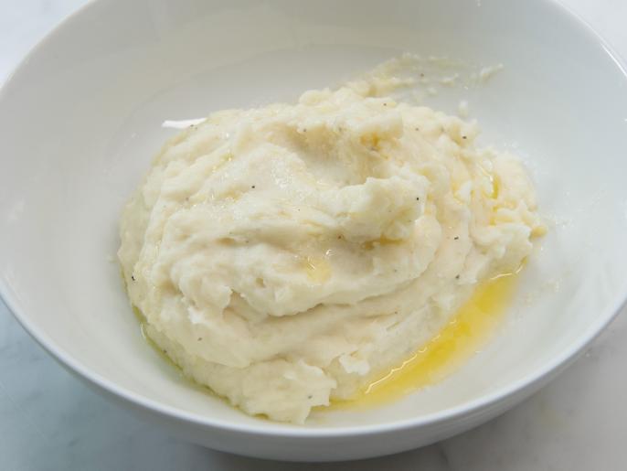 Garlic Yukon Gold Mashed Potatoes Recipe Cooking Channel