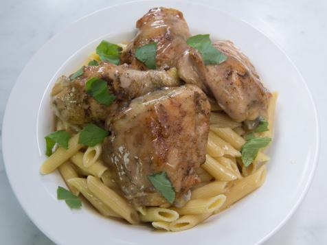 Penne Pasta with Chicken, Basil and Cherry Tomatoes