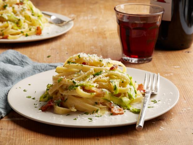 Asparagus Fettuccine Carbonara image