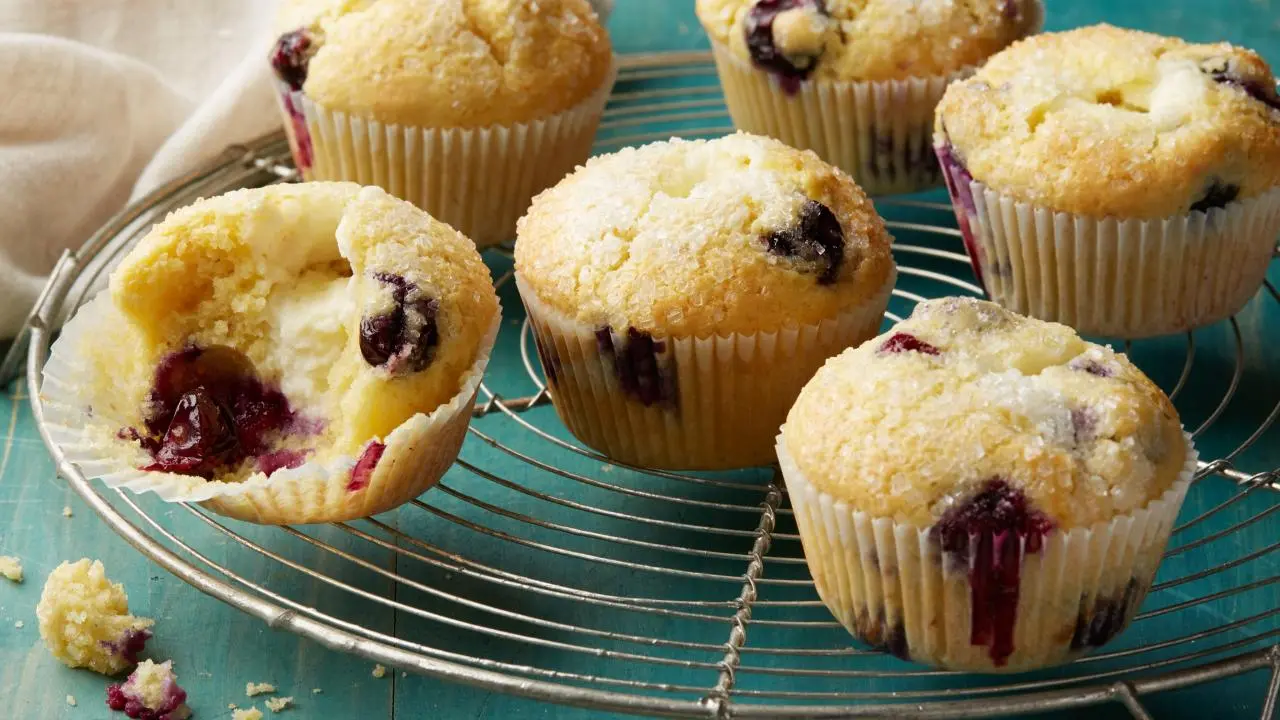 Stuffed Blueberry Muffins