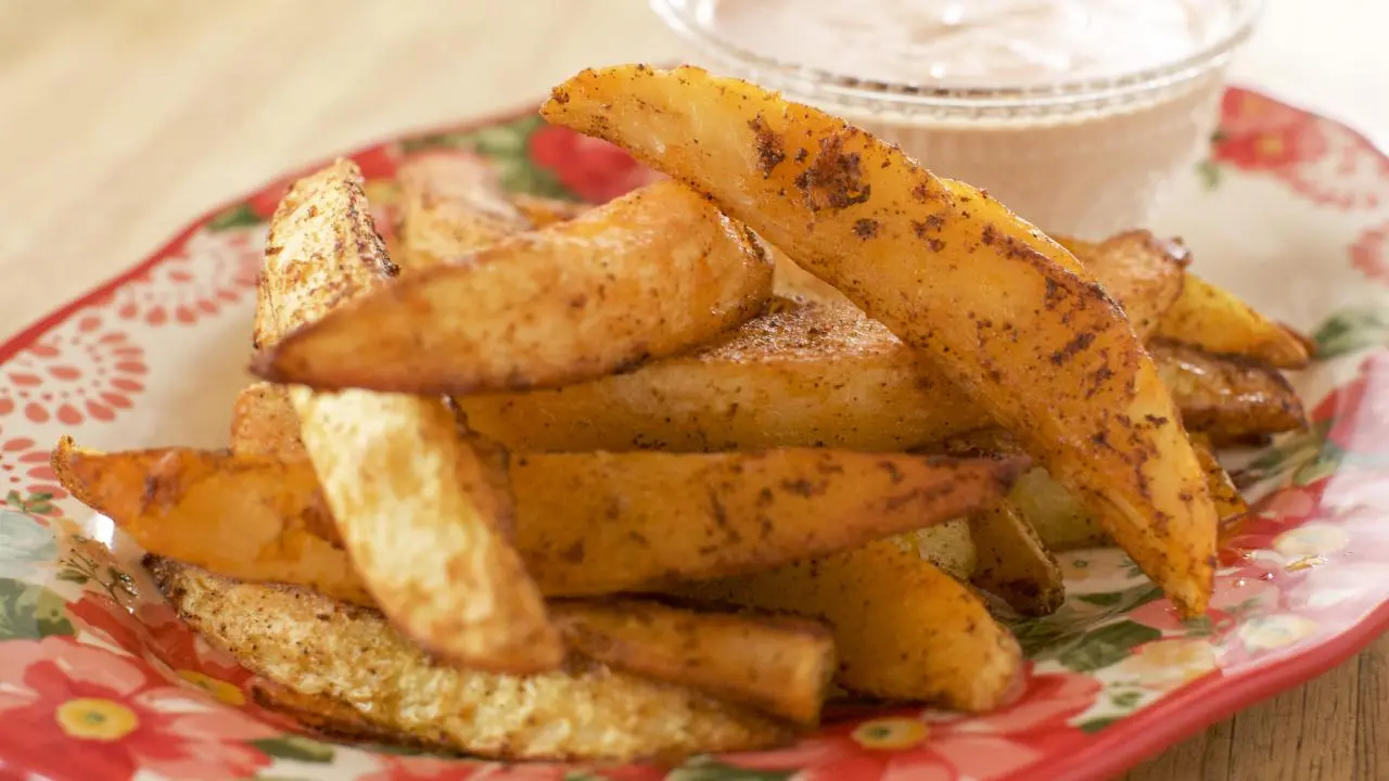 Baked Chili-Garlic Fries
