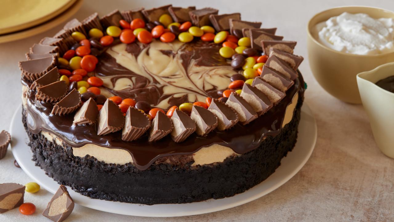 Learn How to Make a Reese's Cheesecake