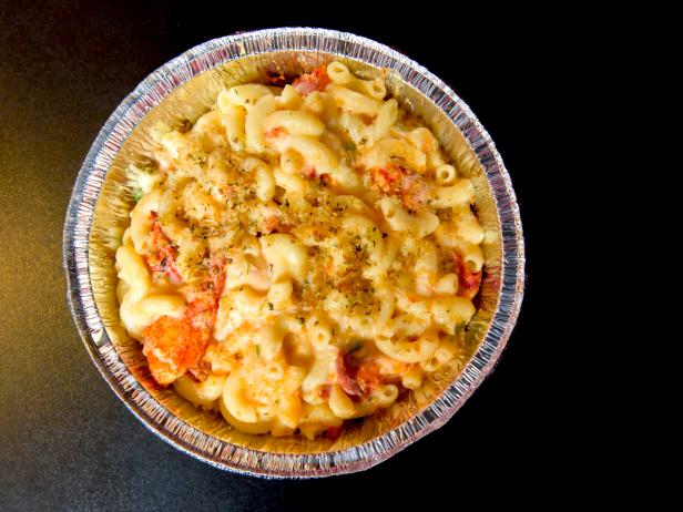 lobster mac and cheese recipe diners drive ins and dives