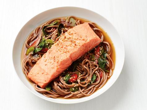 Soba and Salmon Soup