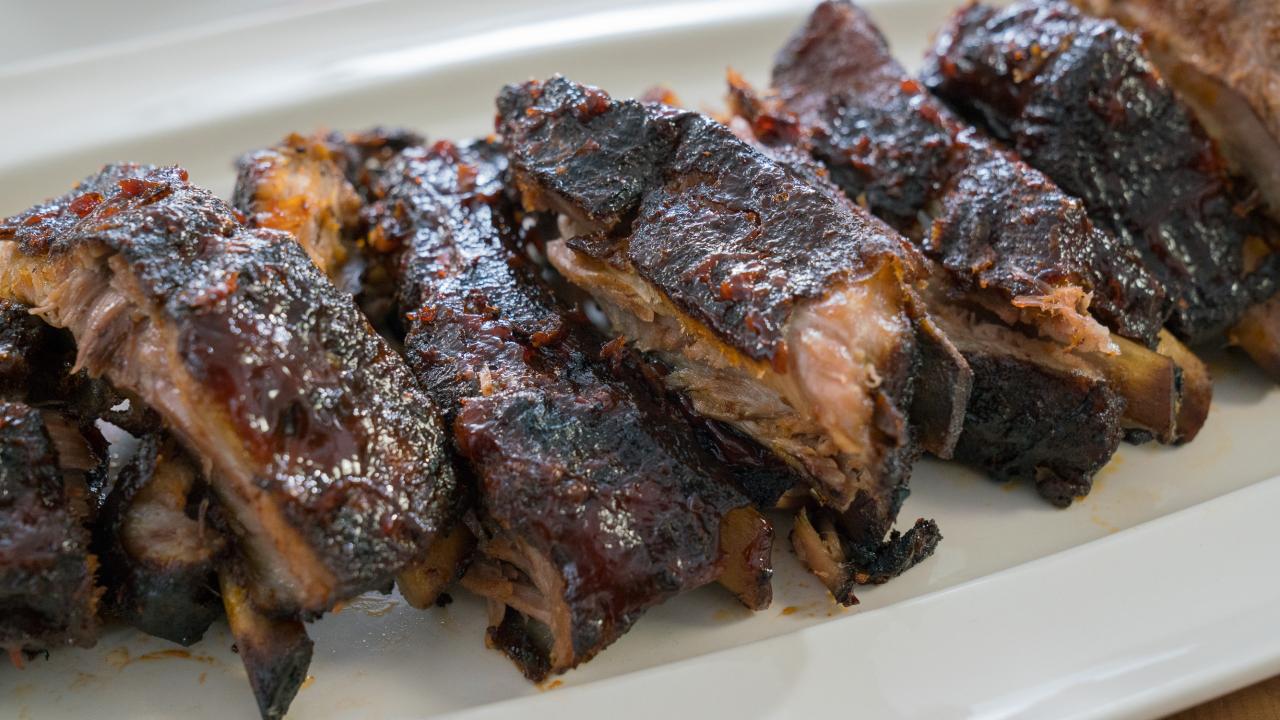 Ribs with Maple BBQ Sauce