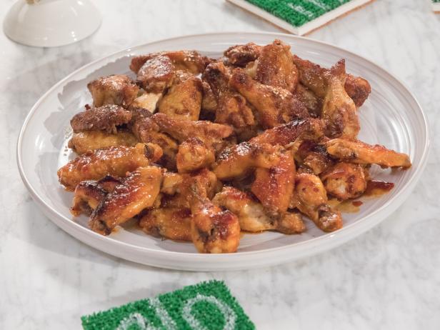 Ginger-Soy Chicken Wings image