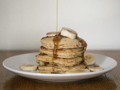 Gluten-Free Banana-Walnut Pancakes