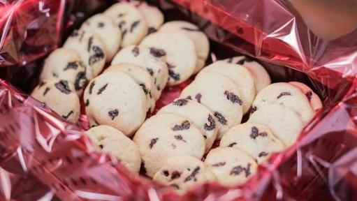 Cherry, Pretzel and White Chocolate Cookies Recipe