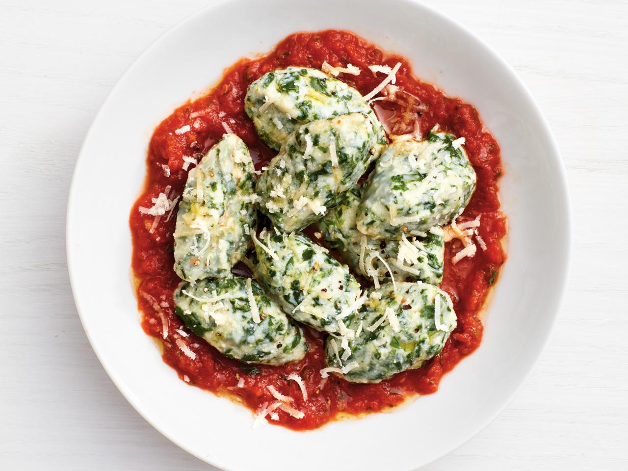 Spinach Ricotta Dumplings with Garlic Tomato Sauce